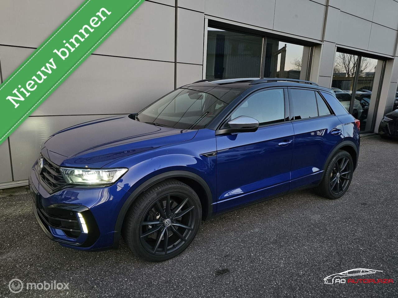 Volkswagen T-Roc - 2.0 TSI 4Motion R Panorama/Akrapovic/Beats/Camera - AutoWereld.nl