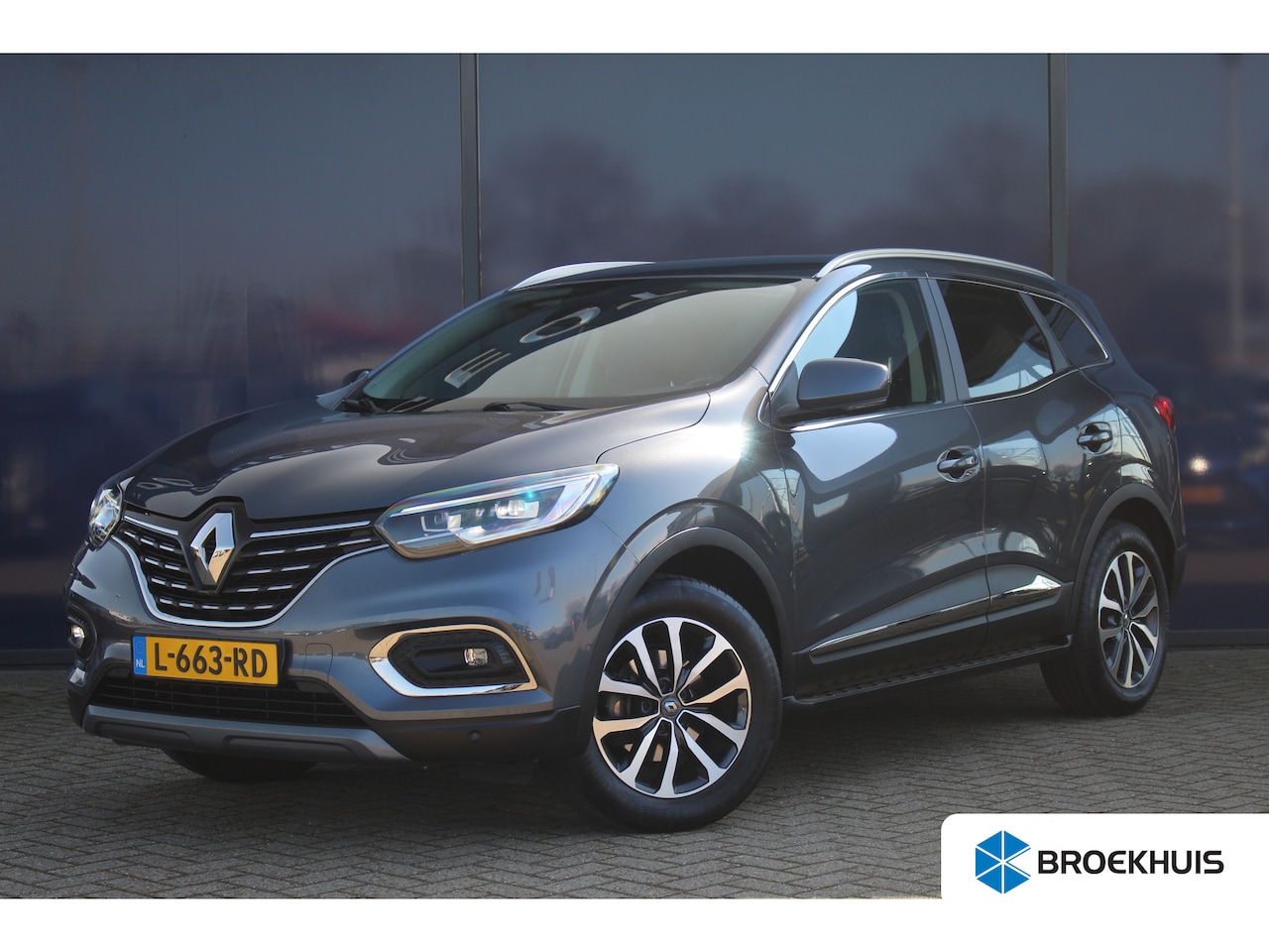 Renault Kadjar - 1.3 TCe Zen Renault Kadjar 1.3 TCe Zen Aut. | Adap. Cruise | Camera | Climate | Trekhaak | - AutoWereld.nl