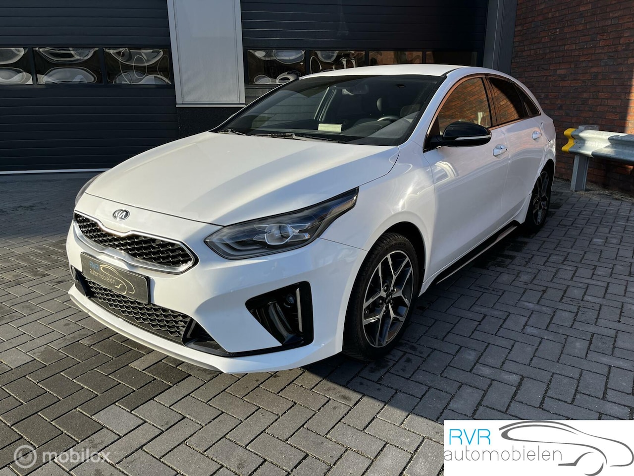 Kia Pro cee'd - 1.0 T-GDi GT-Line 1.0 T-GDI GT-Line - AutoWereld.nl