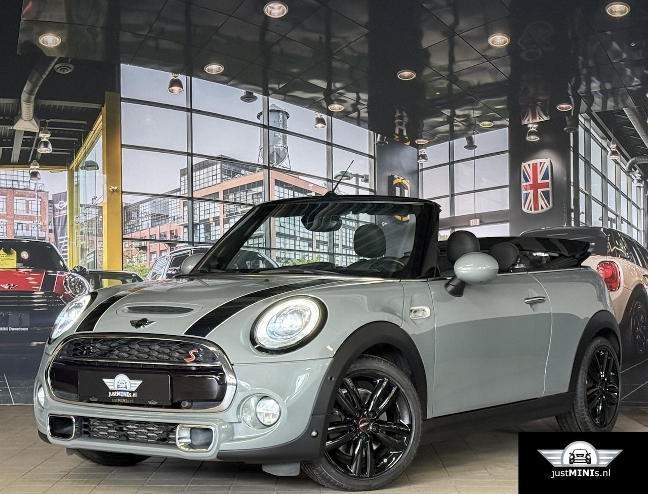 MINI Cabrio - COOPER S automaat 2.0 192 pk LEDER NAVI LED UNION JACK KAP - AutoWereld.nl