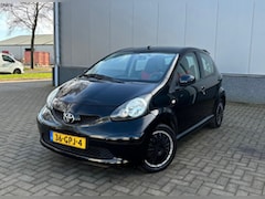 Toyota Aygo - 1.0-12V Sport Airco/Cruise 5deurs