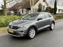 Volkswagen T-Roc - 2.0 TSI 4Motion 190PK DSG Pano•Trekhaak