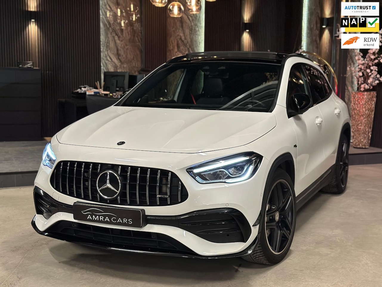 Mercedes-Benz GLA-Klasse - AMG 35 4MATIC|PANO|BOMVOL - AutoWereld.nl