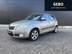 Skoda Fabia - 1.6-16V Sport AUTOMAAT