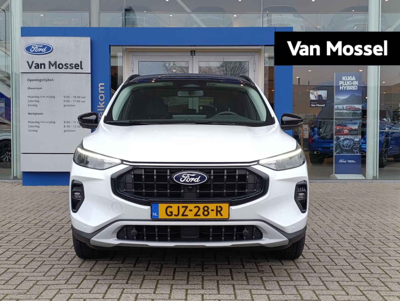 Ford Kuga - 2.5 PHEV Active X Nieuw Model! | Winter Pack | Zwart Dak - AutoWereld.nl