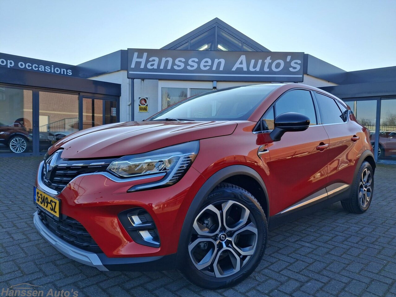 Renault Captur - 1.0 TCe Zen panorama schuifdak - AutoWereld.nl