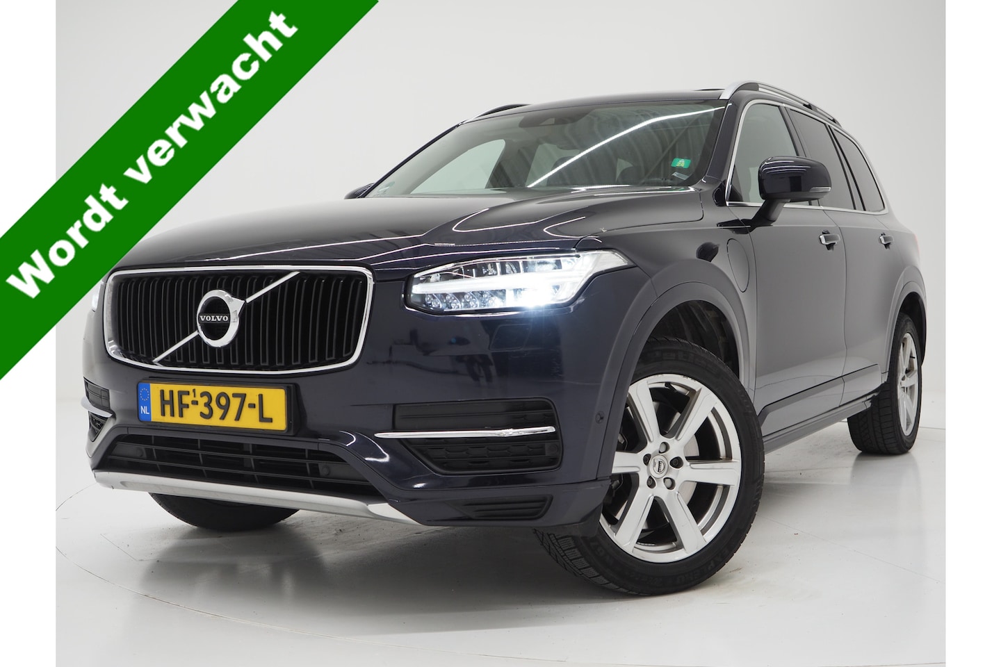 Volvo XC90 - 2.0 T8 Twin Engine AWD 7P Panoramadak | DAB+ | NL-Auto | Stoelverwarming | Trekhaak - AutoWereld.nl