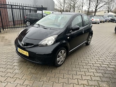 Toyota Aygo - 1.0-12V +