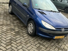 Peugeot 206 - 1.4 Gentry