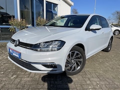 Volkswagen Golf - 1.5 TSI Highline 150 PK | Virtual Cockpit, Parkeersensoren V+A, Apple CarPlay/Android Auto