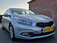 Kia Cee'd - 1.6 GDI Plus Pack