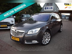 Opel Insignia Sports Tourer - 2.0 T Executive AUTOM/AIRCO-ECC/NAVI/CRUISE/TREKH/NL-AUTO/XENON/BLUETOOTH/PDC V+A/LMW 19"/