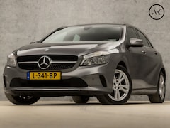 Mercedes-Benz A-klasse - 200 Sport 157Pk Automaat (NAVIGATIE, CAMERA, LEDER, STOELVERWARMING, SPORTSTOELEN, PARKEER