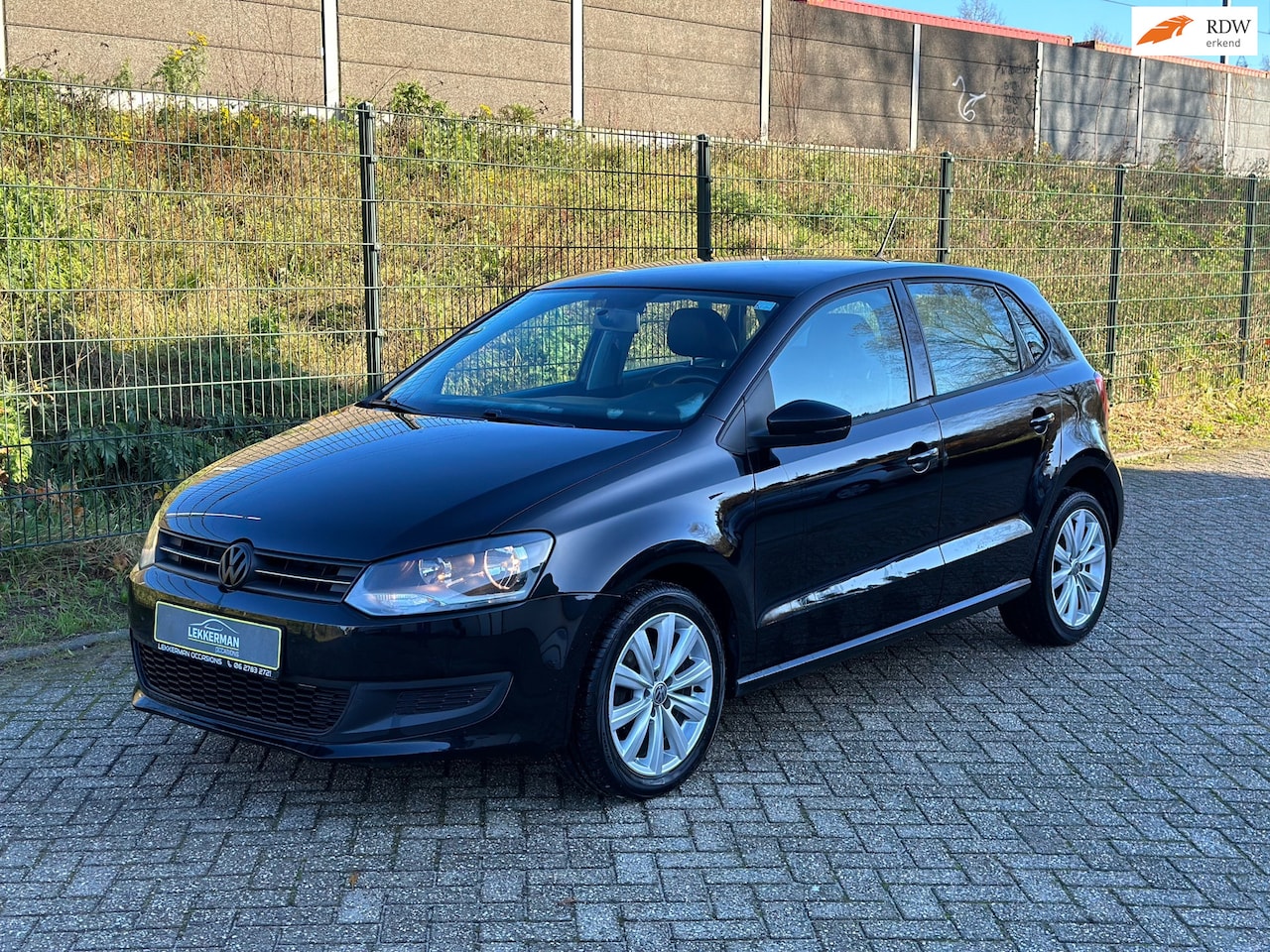 Volkswagen Polo - 1.2 High Line *Alcatara/ Stoelverw/NWE KETTING* - AutoWereld.nl