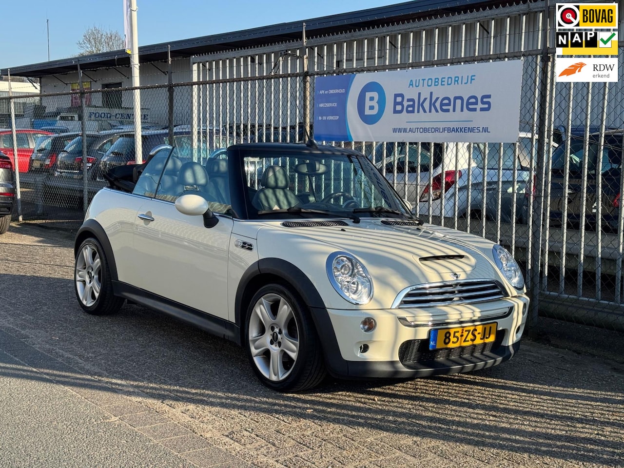 MINI Cabrio - Mini 1.6 Cooper S Chili | Cabrio | Nieuwe koppeling | Airco | Cruise - AutoWereld.nl