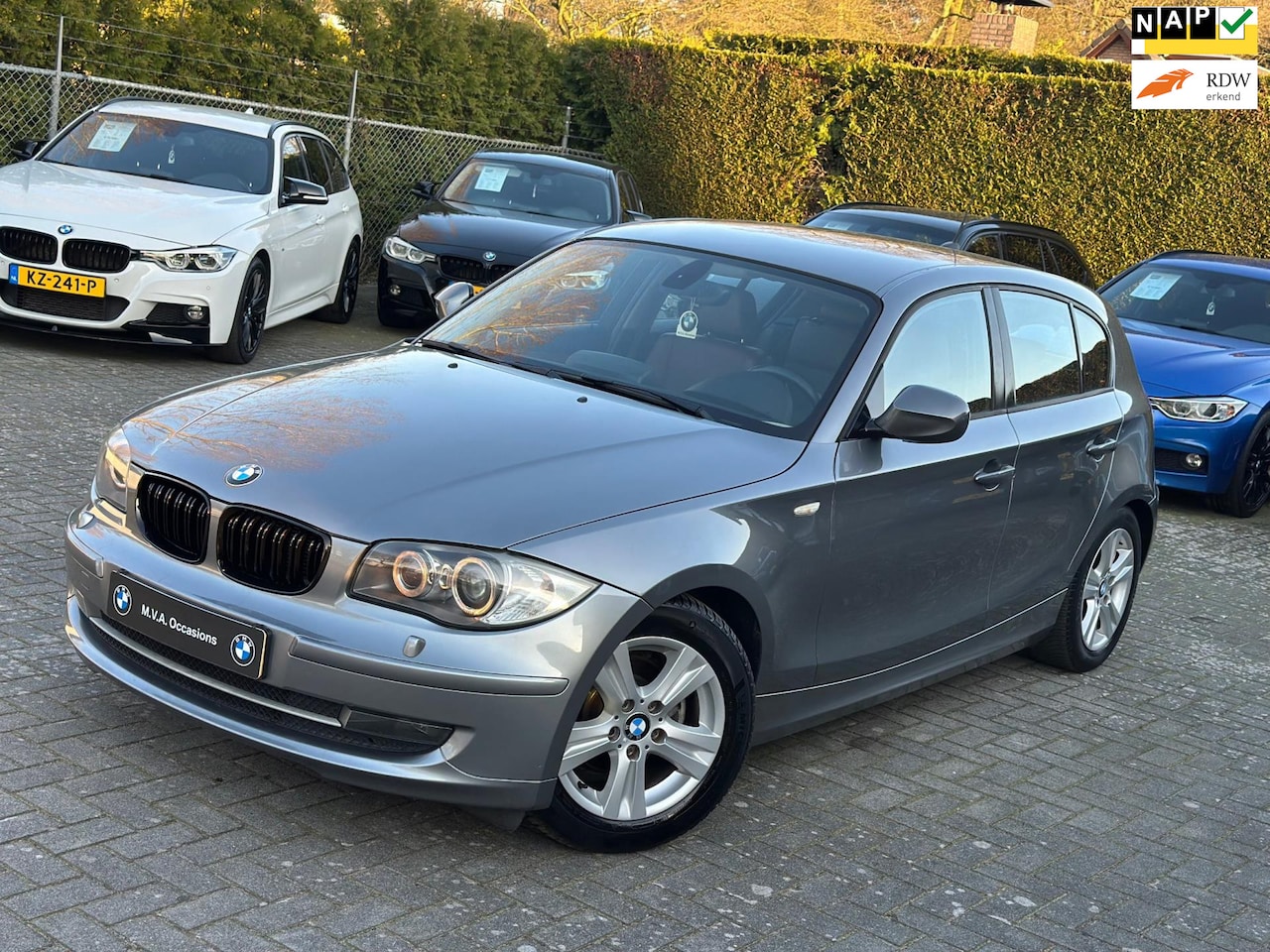 BMW 1-serie - 116i EffDyn. Ed. Business Line Ultimate Edition|Nwe Ketting|Navi|Xenon|Climate control|Cru - AutoWereld.nl