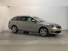 Skoda Octavia Combi - 1.0 TSI 116pk DSG Greentech Clever Edition Leder-Stof Stoelverwarming Navigatie DAB+