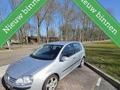 Volkswagen Golf - 1.4 TSI Comfortline. MOTOR SCHADE