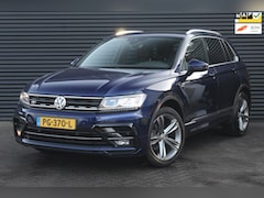 Volkswagen Tiguan - 1.4 TSI ACT Comf Business R | R-line | Digitaal dash | Trekhaak | LED |