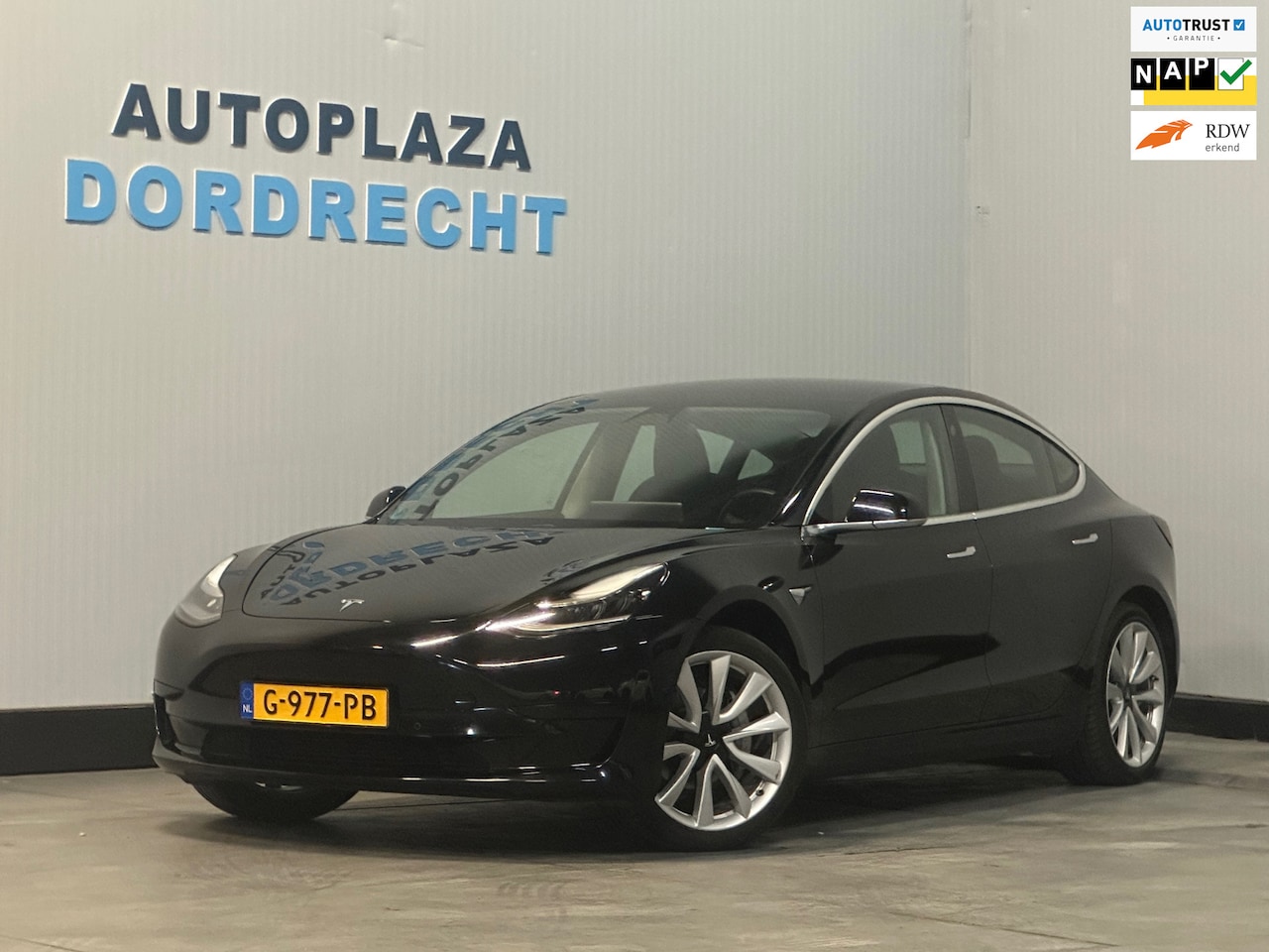 Tesla Model 3 - Standard RWD Plus 60 kWh Trekhaak - AutoWereld.nl