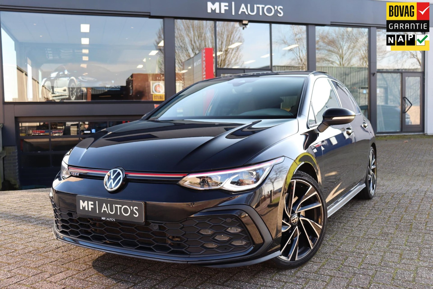 Volkswagen Golf - 2.0 TSI GTI 245PK|Pano|IQ Matrix|H&K|19"|Camera - AutoWereld.nl