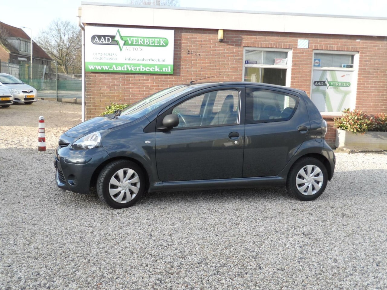 Toyota Aygo - 1.0 VVT-i Now 1.0 VVT-i Now - AutoWereld.nl