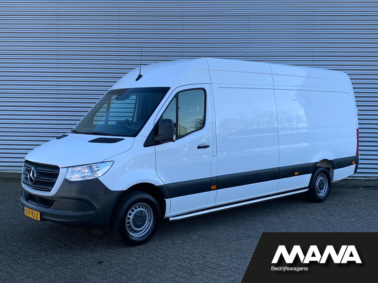 Mercedes-Benz Sprinter - 315CDI 150pk L3H2 Automaat Climatronic Navigatie Camera CarPlay Keyless Cruise SideBar Dod - AutoWereld.nl