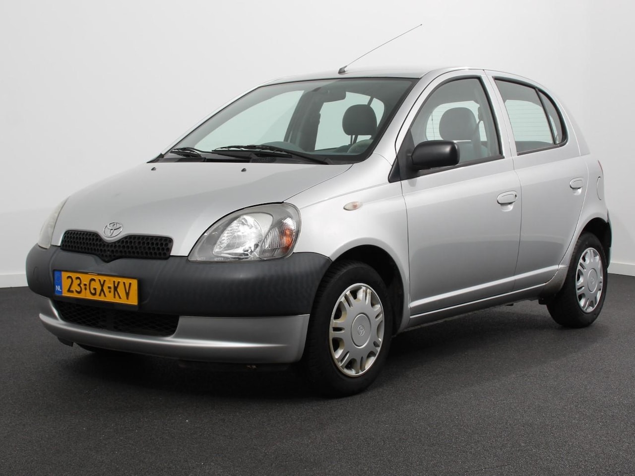 Toyota Yaris - 1.0-16V VVT-i Terra | Radio | Handel/ Export ! - AutoWereld.nl