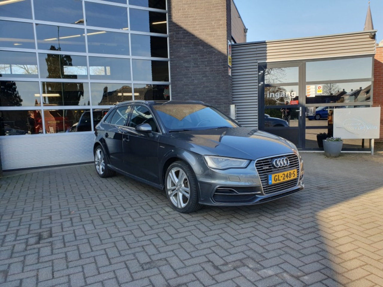 Audi A3 Sportback - 1.4 e-tron PHEV Ambition Pro Line plus S-line, LED, Navi, PDC, cruise control, all seasonb - AutoWereld.nl