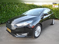 Ford Focus - 1.0 Titanium Edition. Origineel Nederlandse auto met NAP