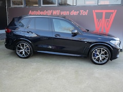 BMW X5 - xDrive45e M-SPORT | PANORAMA | LASER | TREKHAAK | H/K | CARBON ZWART | 1e EIG