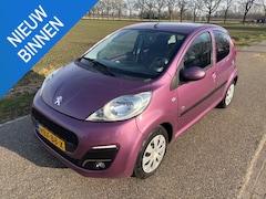 Peugeot 107 - 1.0 Envy 5 deurs 2012 Airco Led