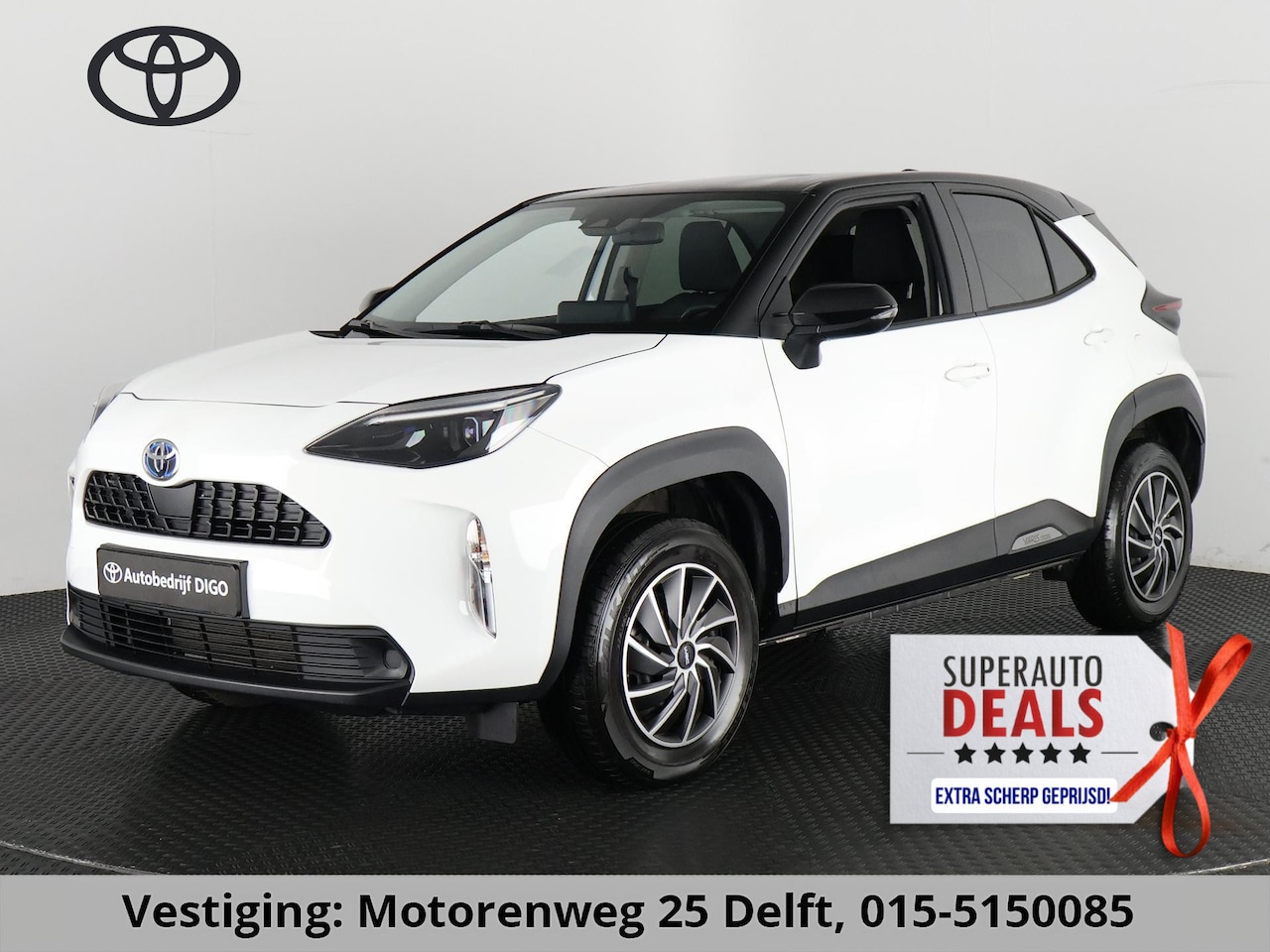 Toyota Yaris Cross - 1.5 HYBRID BI-TONE MET LUXERY PACK CLOUD NAVIGATIE .CLIMA.CRUISE.KEYLESS.GARANTIE TOT 2032 - AutoWereld.nl