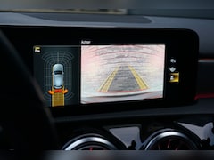 Mercedes-Benz A-klasse - 250 e AMG Line Panoramadak Camera Carplay Widescreen Dodehoek Rode Stikels