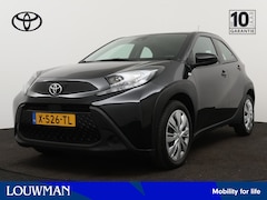 Toyota Aygo X - 1.0 VVT-i S-CVT play | Airco | Camera | Cruise Control Adaptief |