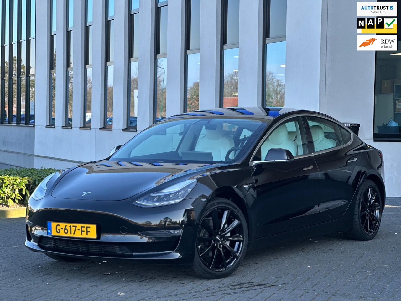 Tesla Model 3 - Long Range RWD Long Range 351 pk AWD 75 kWh, 76000 km, panoramadak, leder, Nederlandse auto met nap - AutoWereld.nl