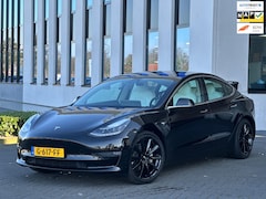 Tesla Model 3 - Long Range 351 pk AWD 75 kWh, 76000 km, panoramadak, leder, Nederlandse auto met nap