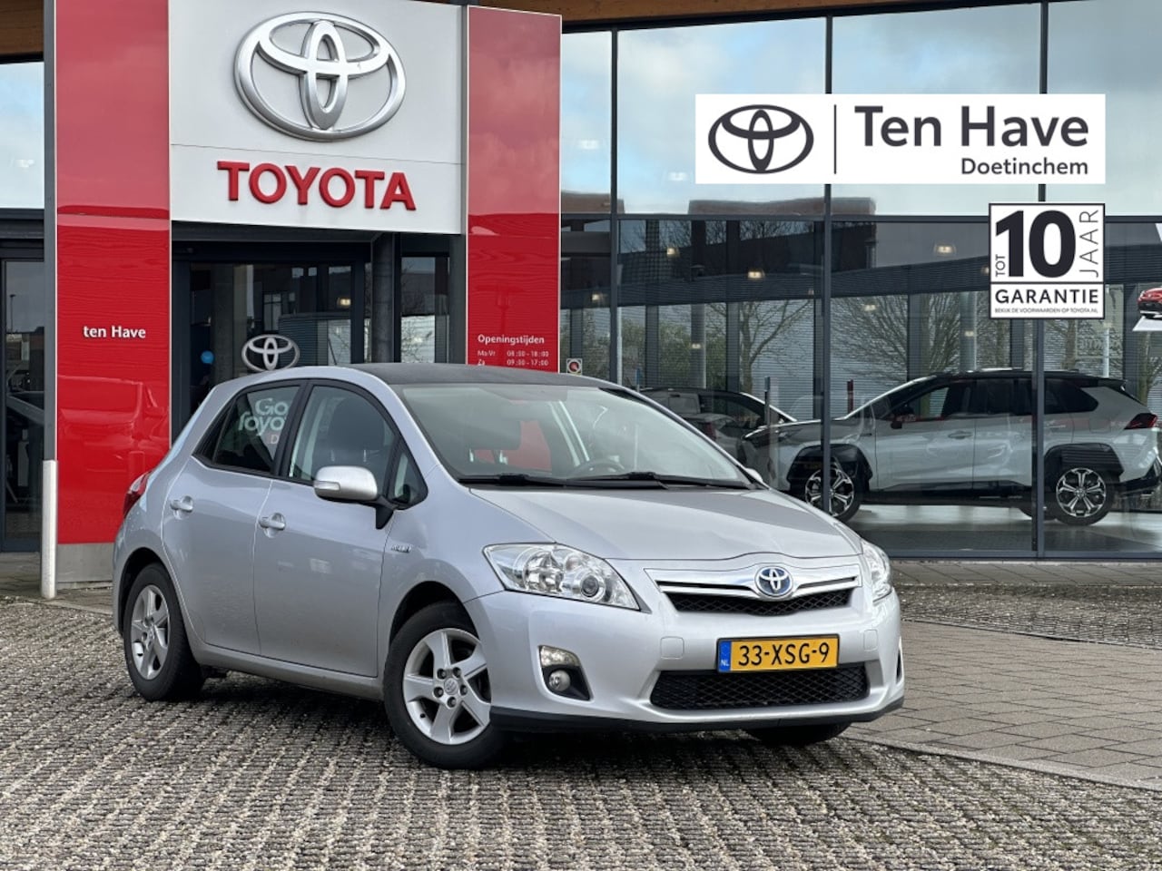 Toyota Auris - 1.8 Hybrid 136PK Aspiration Automaat | Climate control met - AutoWereld.nl