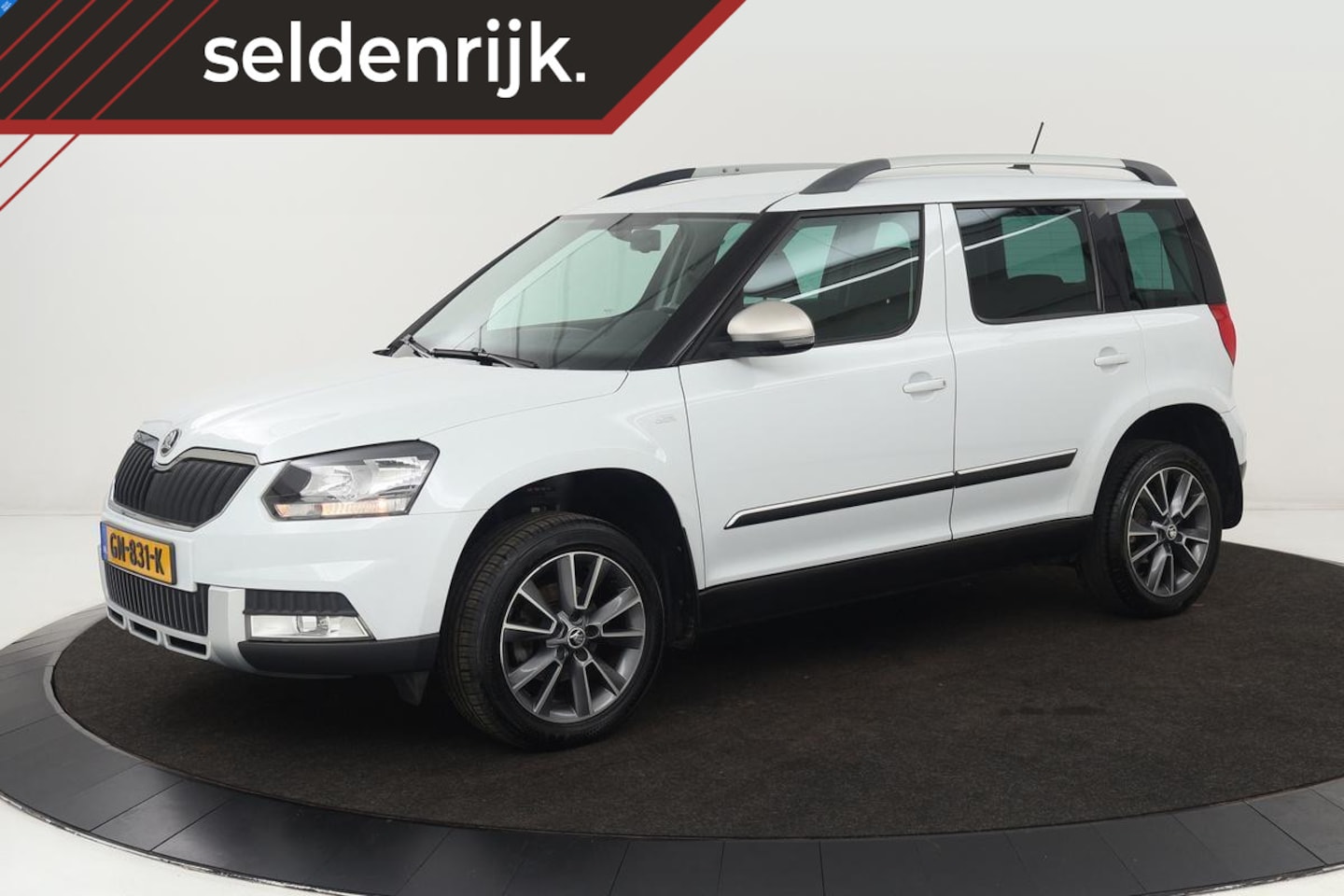 Skoda Yeti - 1.2 TSI Ambition | Stoelverwarming | Navigatie | Climate control | PDC | Bluetooth | Cruis - AutoWereld.nl