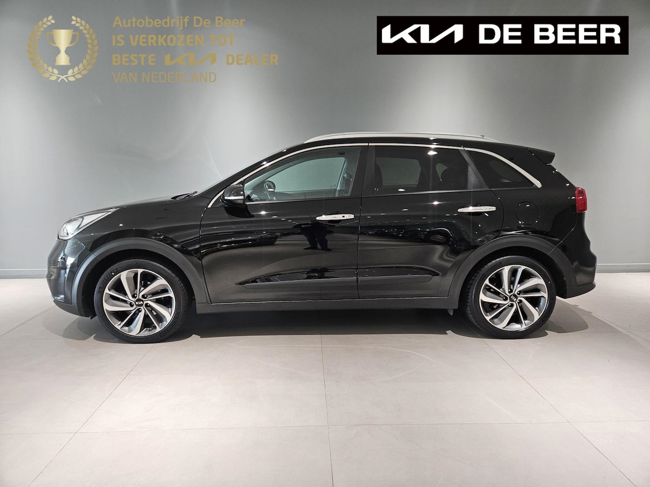 Kia Niro - 1.6 GDi Hybrid 141pk DCT6 SportsLine Navi/ Clima/ Leer/ Stoelv - AutoWereld.nl