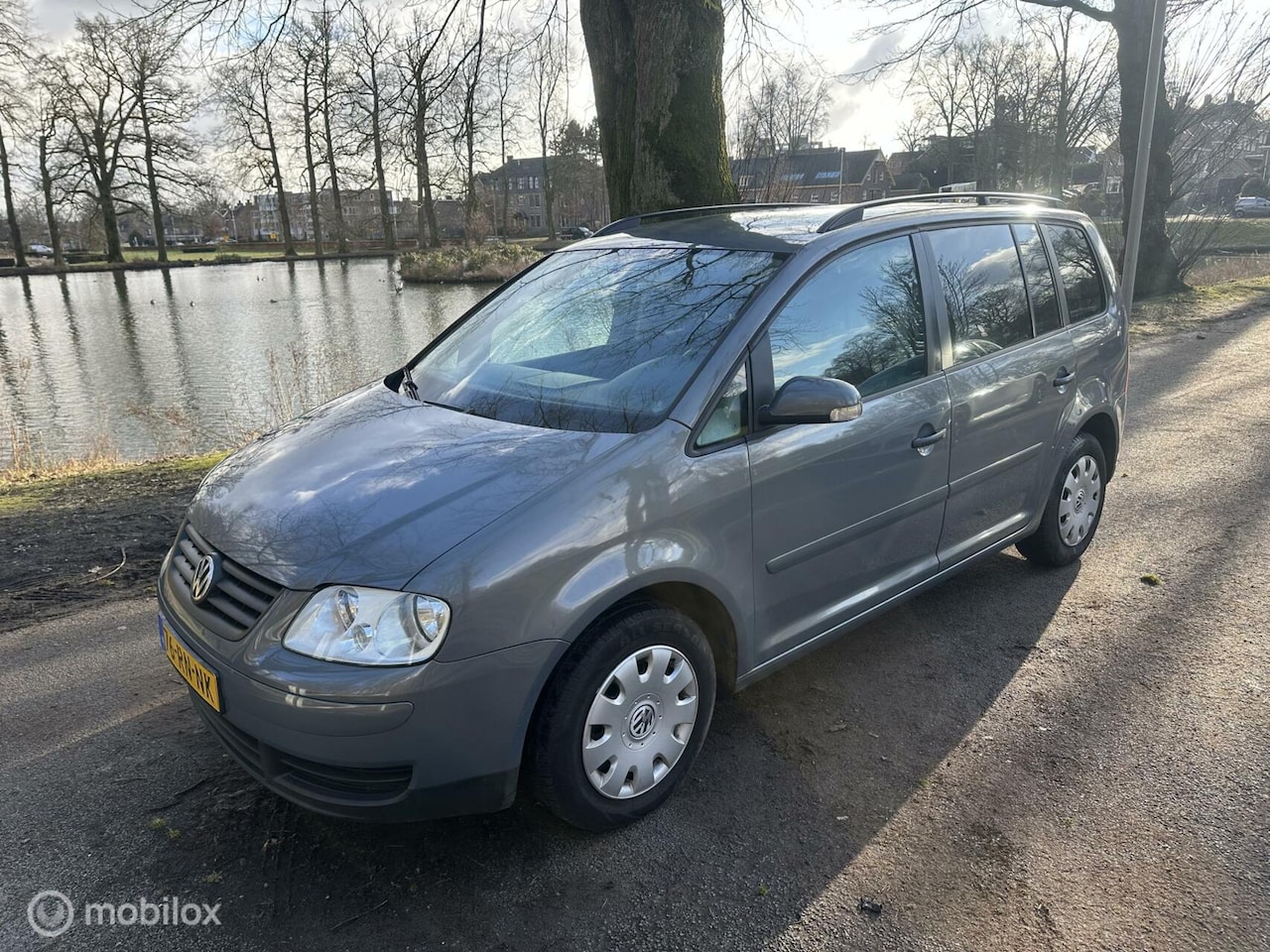 Volkswagen Touran - 1.6 AIRCO NIEUWE APK - AutoWereld.nl