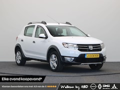 Dacia Sandero Stepway - TCe 90pk S&S Lauréate | Parkeersensoren achter | Navigatie | Cruise control |