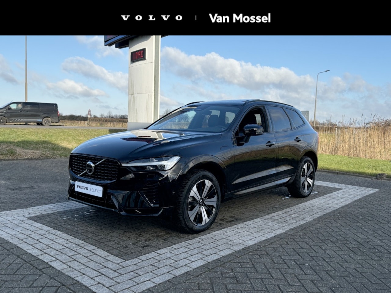 Volvo XC60 - T6 Long Range AWD Plus Dark Harman/Kardon 360 Camera Automaat - AutoWereld.nl