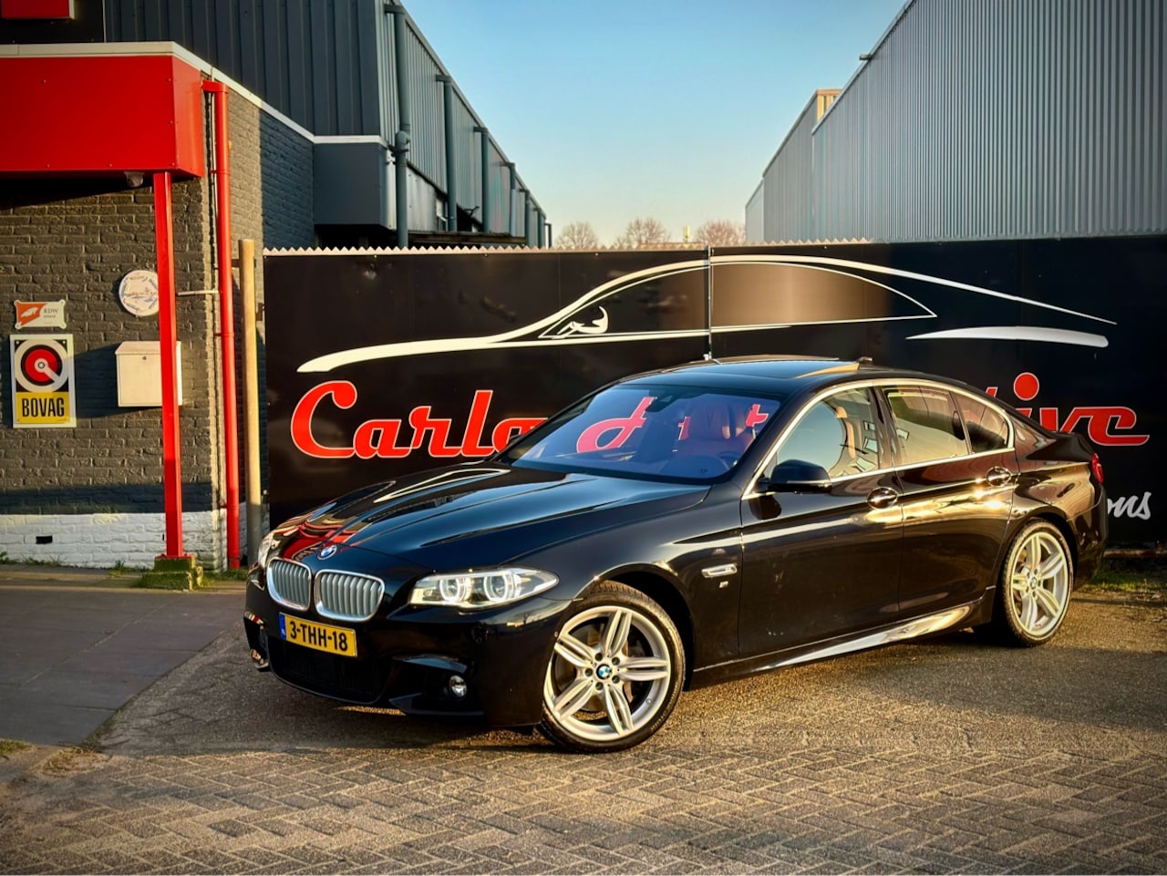 BMW 5-serie - 535i ActiveHybrid M-SPORT SOFTCLOSE|HUD|DAK|360|HK|ACC VOL! - AutoWereld.nl