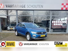 Volkswagen T-Roc - 1.0 TSI Style Business | Trekhaak | Carplay