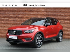 Volvo XC40 - T4 Automaat R-Design | Achteruitrijcamera | 20" Lichtmetalen Velgen | Verwarmbare Voorstoe