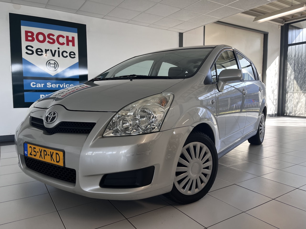 Toyota Verso - 1.6 VVT-i Terra Trekhaak - AutoWereld.nl