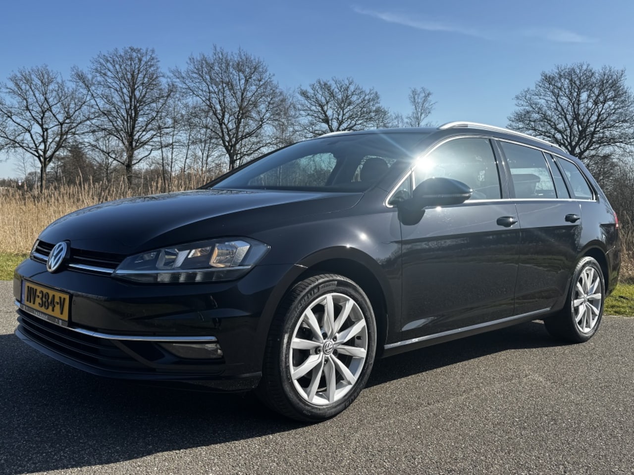 Volkswagen Golf Variant - 1.0 TSI Highline Virtual Cockpit - AutoWereld.nl