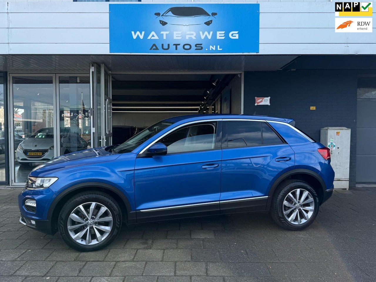 Volkswagen T-Roc - 1.0 TSI Style Clima/Navi/PDC/Multi stuur - AutoWereld.nl