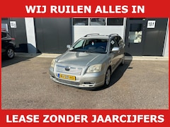 Toyota Avensis Wagon - 2.0 VVTi Linea Luna automaat